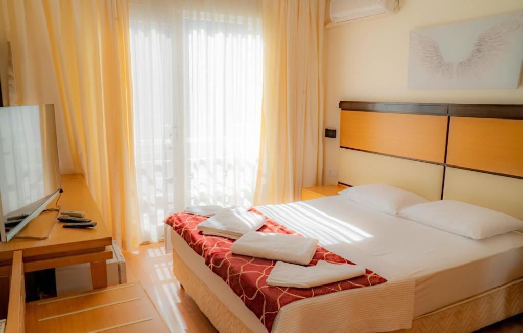 Platanus Hotel Altınoluk Zewnętrze zdjęcie